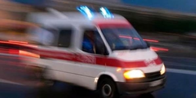 Başkent'te ambulans ile otomobil çarpıştı: 6 yaralı