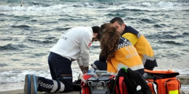 Tekirdağ'da bir adam koşarak denize atlayıp intihar etti
