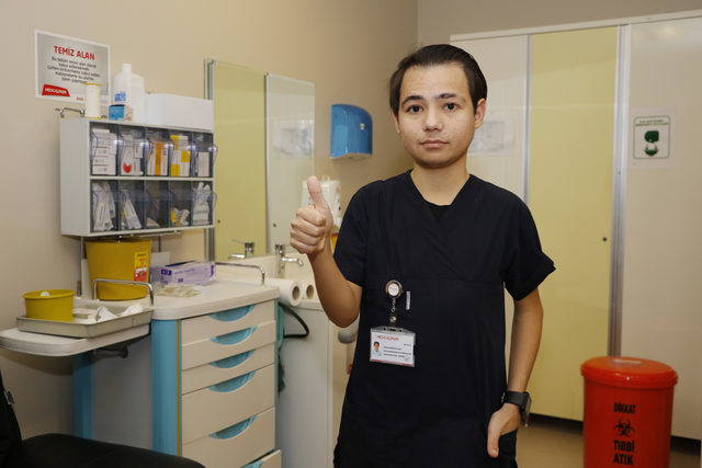 Böbrek naklinin yapıldığı hastanede hemşire oldu