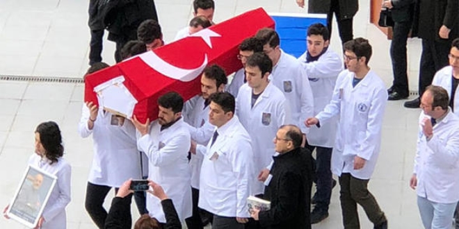 Profesör, vücudunu öğrencilerine bıraktı