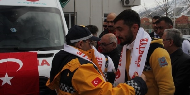 Bitlis'teki sağlık personelleri Afrin'e böyle uğurlandı
