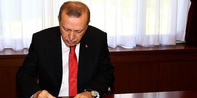 Erdoğan onayladı! 'Yardımcı doçent' dönemi sona erdi