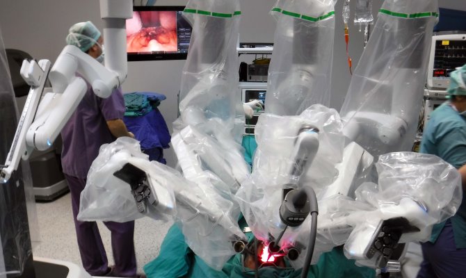 Ankara Üniversitesi robotik cerrahi operasyonlarına "Uyku Apnesini" de ekledi!