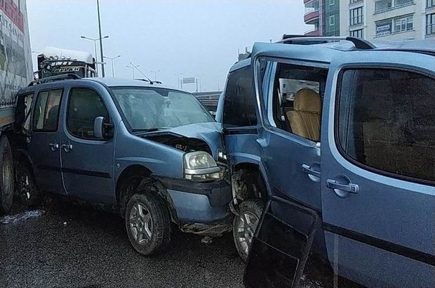 Samsun'da feci kaza! 12 araç birbirine girdi