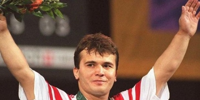 Naim Süleymanoğlu'nun mezarı açılacak