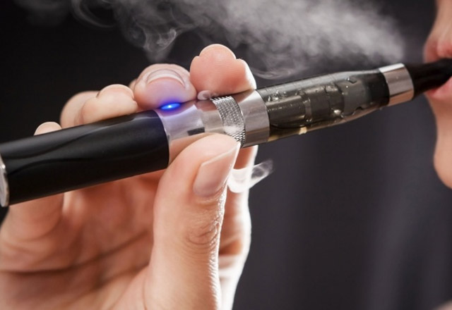 Prof.Dr. Nazmi Bilir: 'Elektronik sigara sigarayı bırakmada etkin değil'