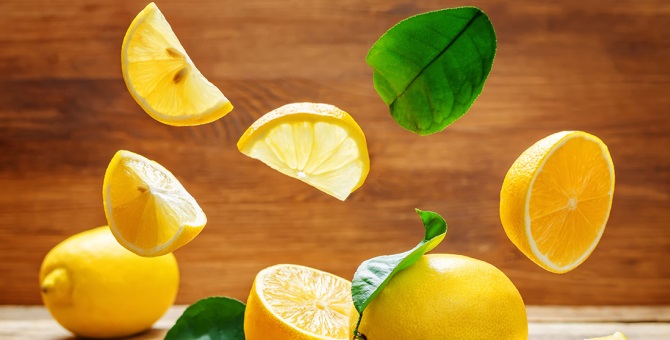 Limon dilimleriyle uyumanın faydaları