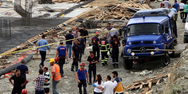 Hastane inşaatında göçük: 8 işçi yaralandı