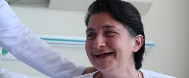 Beyazlatmak istediği 32 dişini kaybetti, “delirten” hastalıktan Ankara’da kurtuldu