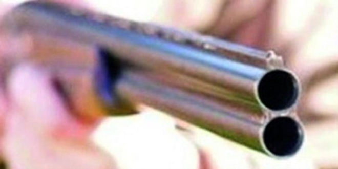 Kazada ölen arkadaşının mezarı başında intihar etti