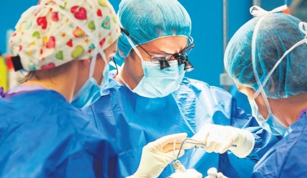 Prof. Dr. Mehmet Kaan Kırali: 'Türkiye'nin cerrahi başarısı dünya standartlarının üzerinde'