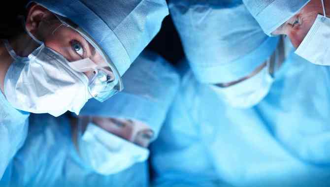 İnönü Üniversitesi 'karaciğer nakliyle' Guinness yolunda