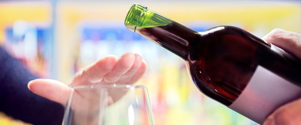 Çin'de yapılan araştırma: "Alkolün azı bile felç riskini yüzde 35 artırıyor"