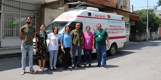 Diş kliniğini hastaların ayağına götürüyorlar