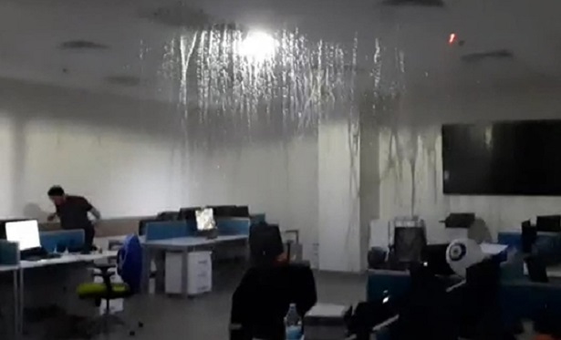 'Şehir hastanesini bebek bezi yüzünden su bastı'