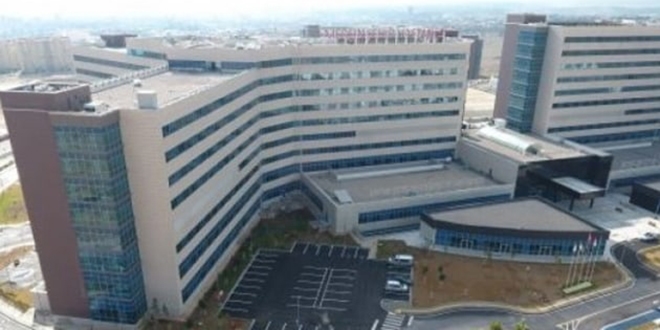 'Güvercin Göğsü' hastalığına Kayseri Şehir Hastanesi şifa buldu