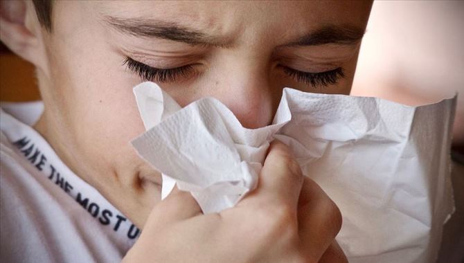 Alerjisi bulunan çocuklar için 'okullara tedbir' uyarısı