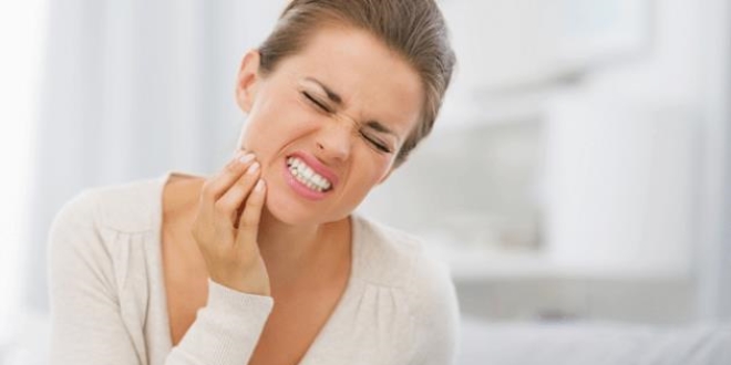 Gece başlayan diş ağrıları çürük belirtisi olabilir