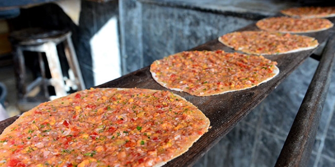 Topraktan insana geçiyor... Kanserden koruyan lahmacun