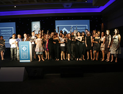 Farmaskop ödülleri sahiplerini buldu!