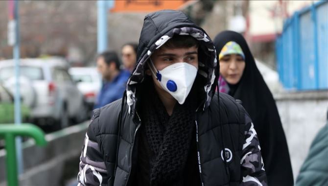 İran'dan yaptırımların kaldırılması yönündeki uluslararası çağrıları reddeden ABD'ye tepki