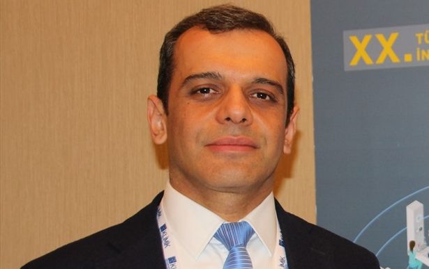 Bilim Kurulu Üyesi açıkladı: Vaka sayısı 4 hafta içinde 5 bini bulabilir