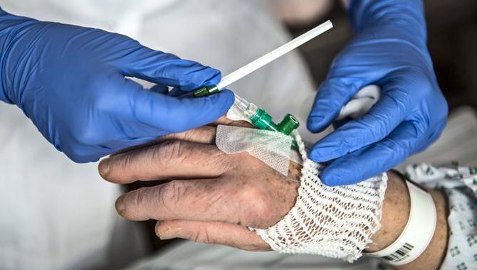 Özel hastanelerde koronavirüs ile mücadele nasıl olacak?