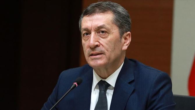 Bakan Selçuk: Bilim Kurulu, 'risklidir' dediği sürece okulları açamayız