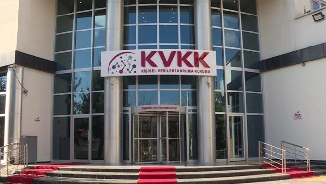 KVKK: "Koronavirüs kapsamında konum verilerinin işlenmesi hukuka uygun"