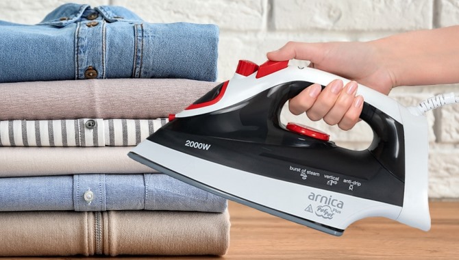 Buharlı Ütüler ile Kırışık Kıyafetlere Son