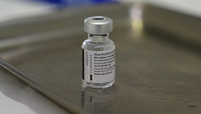 İsrail ile Filistin arasında 1 milyon dozdan fazla Kovid-19 aşı takası yapılacak