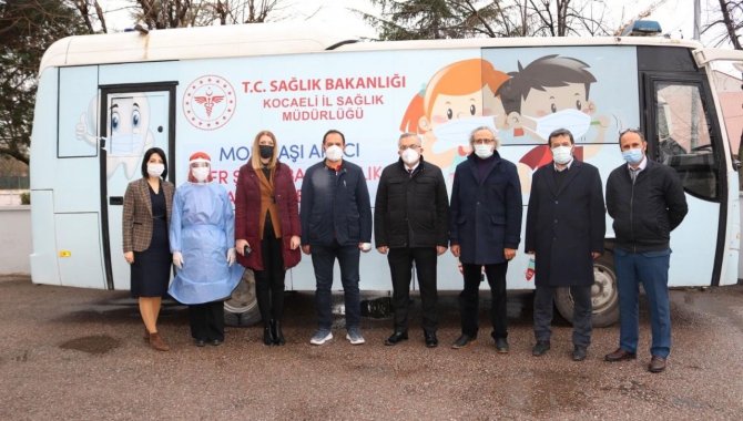 Kocaeli'de "mobil aşı ekipleri" kilometrelerce yol giderek binlerce kişiyi aşıladı