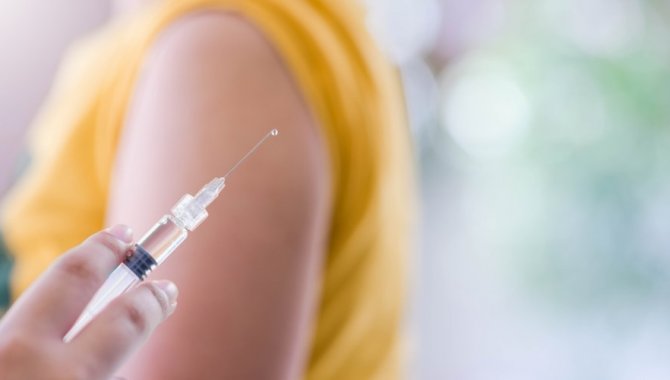 Güney Afrika'da Kovid-19 aşısı uygulanan kişi sayısı 1 milyonu aştı