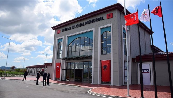 Türkiye'nin Arnavutluk'ta açtığı hastane Türk-Arnavut dostluğunu pekiştirecek