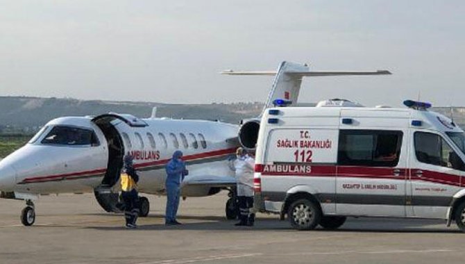 Siirt'te böbrek yetmezliği bulunan çocuk ambulans uçakla Ankara'ya sevk edildi