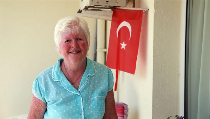 Didim'de yaşayan İngilizler, salgın sürecini Türkiye'de geçirmekten memnun