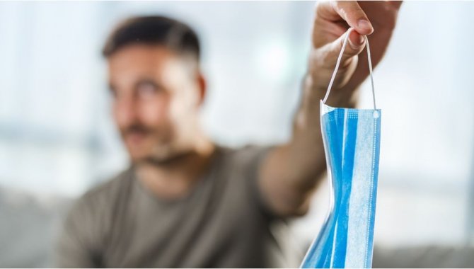 Trakya'da Kovid-19 vaka artışı olan illerde maske ve mesafe kuralının göz ardı edilmesi dikkati çekiyor