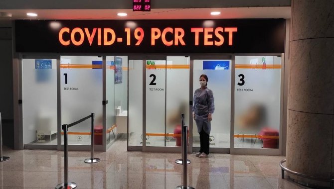 Havalimanlarında belli sayıda yolcuya örnekleme temelinde PCR testi yapılacak