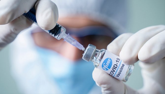 Kırıkkale'de belediye çalışanlarına Kovid-19 aşıları yapılıyor
