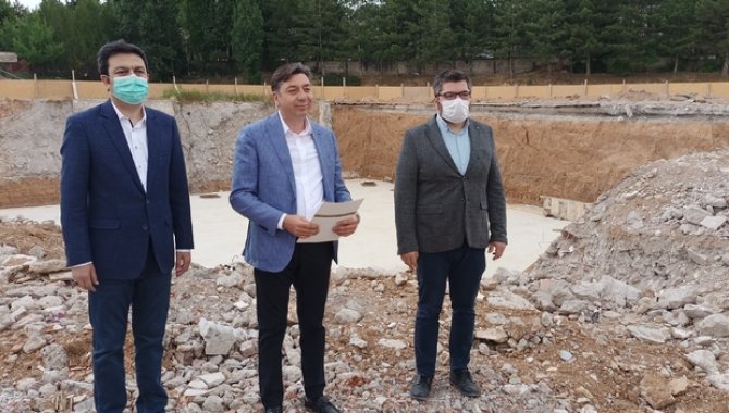 AK Parti Kırşehir Milletvekili Kendirli, kentteki sağlık yatırımlarını inceledi