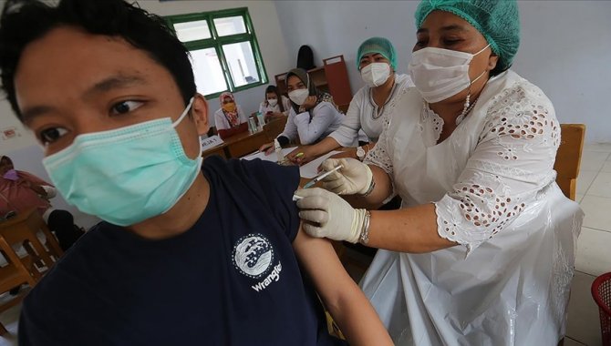 Kızılhaç'tan, Endonezya'da "Kovid-19 vakaları hızla artıyor" uyarısı