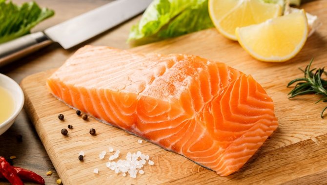 Azalan balık çeşitliliğine karşı takviye omega-3 alımı öneriliyor