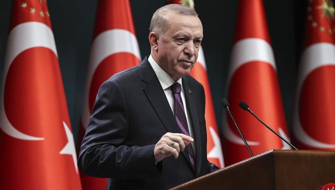 Cumhurbaşkanı Erdoğan: "(Kovid-19) Virüsün yeni varyantları dünyayı tehdit ediyor."