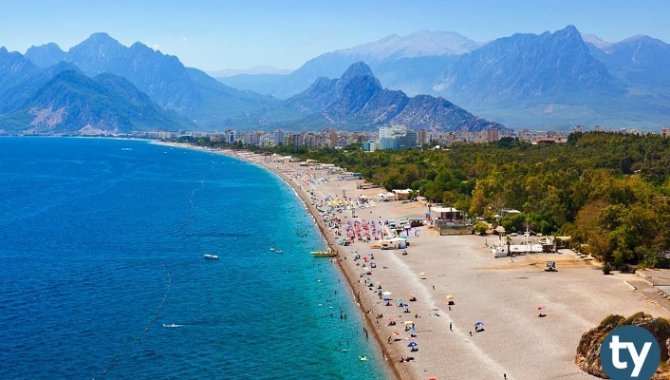 Antalya'da yüzme suyunun kalitesi 342 noktadan alınan numunelerle belirlenecek
