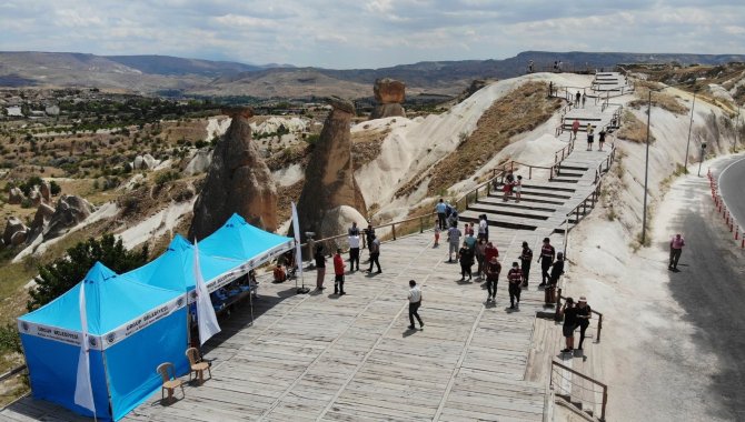 Kapadokya’da yerli turistlere mobil aşı hizmeti