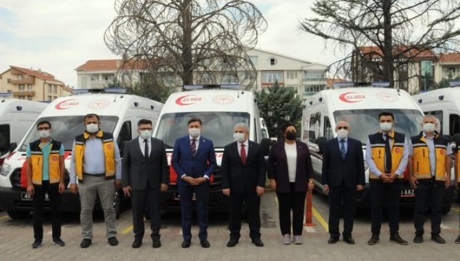 Kırşehir'de 5 ambulans hizmete girdi