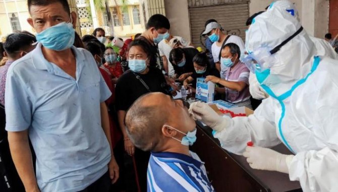 Çin'in Myanmar sınırındaki bir kentte Kovid-19 vakalarının artması üzerine sokağa çıkma yasağı getirildi