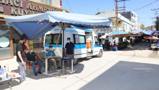 Mardin'de halk pazarında Kovid-19 aşı uygulama noktası oluşturuldu
