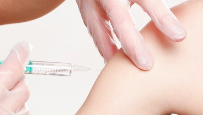 “Türkiye’de Toplumsal Bağışıklık İçin En Az 60 Milyon İki Doz Aşılanmalı”