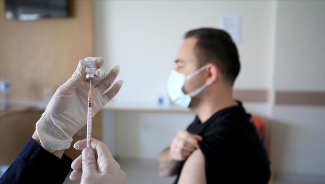 TTB, endişe verici varyantların ortaya çıkmasını engelleyecek en önemli aracın aşı olduğunu bildirdi